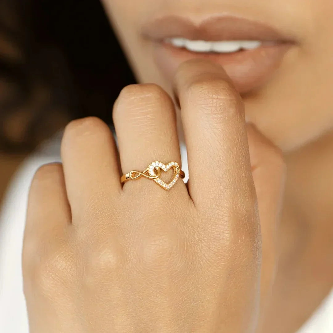Sophia™ | Infinity Heart Ring