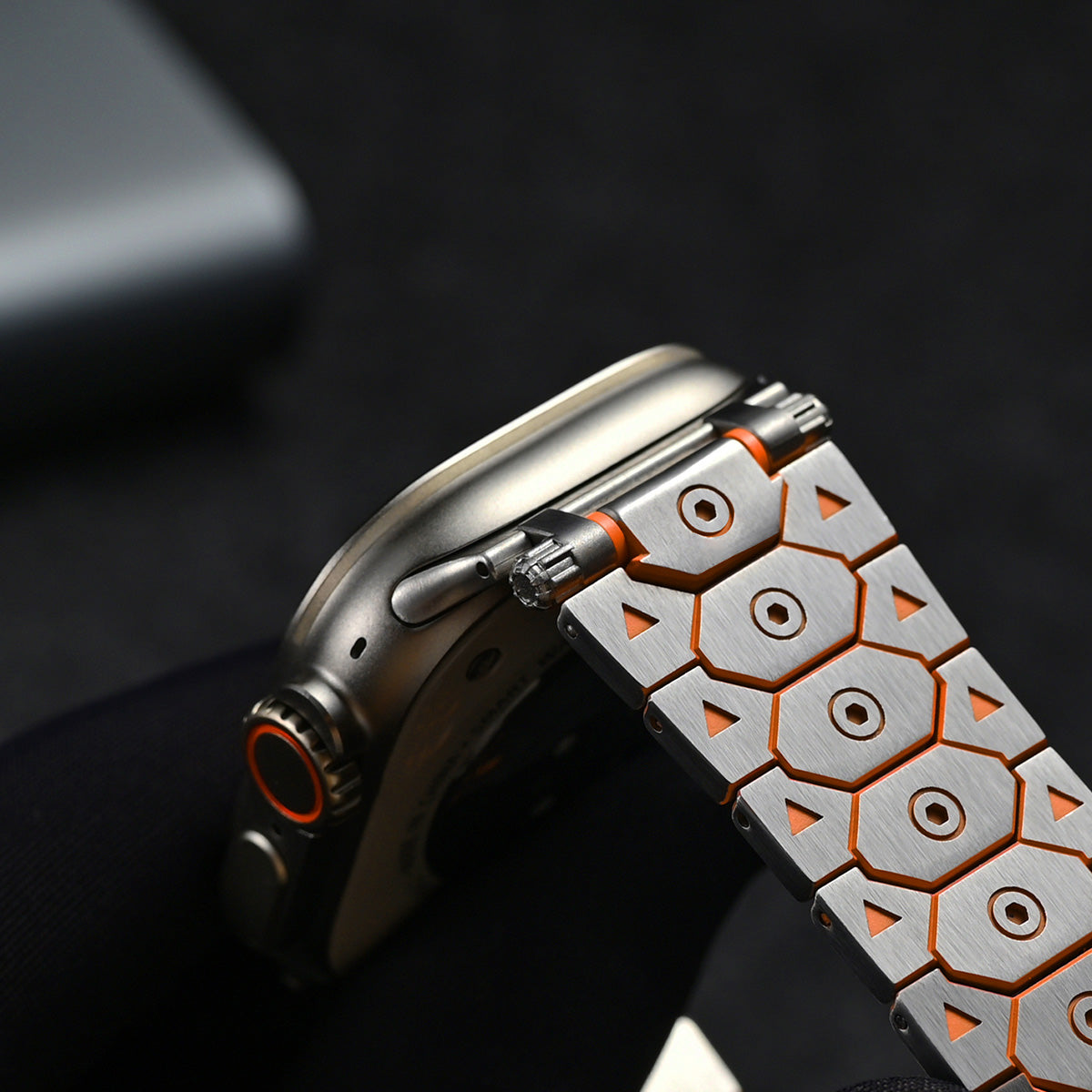 Sleek Titanium Apple Strap